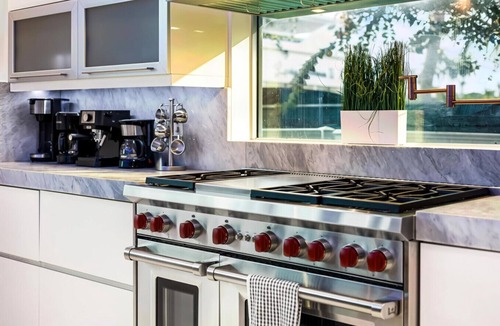 Nurmi Isles Villa | Luxury 7BR Waterfront Villa w/Rooftop, Pool & Dock – Sleeps 14 near Las Olas