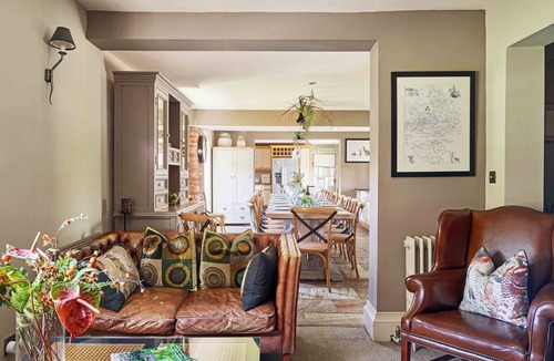 Horseman's Green House | Luxury 8 bedroom manor sleeping 23 guests