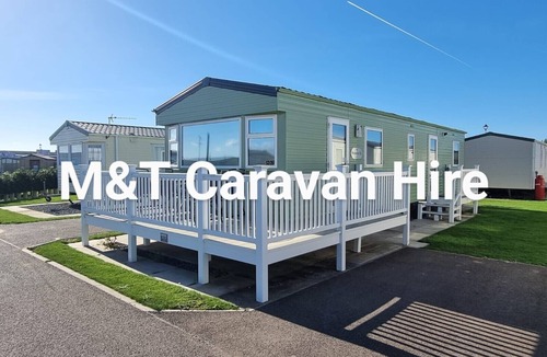 Chapel Saint Leonards House | Luxury 8 berth spacious caravan