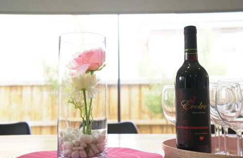 Williams Landing House | Luxury 9 BRM house in Melbourne