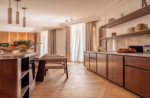 Quartier de la Plaine-de-Monceaux Apartment | Luxury A/C Apt - 6P/3BDR - Arc de Triomphe