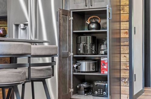 Omaha House | Luxury A-Frame*Hot-tub*Firepit