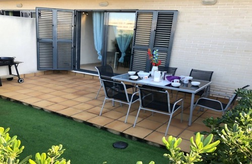 San Jorge House | Luxury accommodation for 14 people . Swimming pool with SPA CIRCUIT