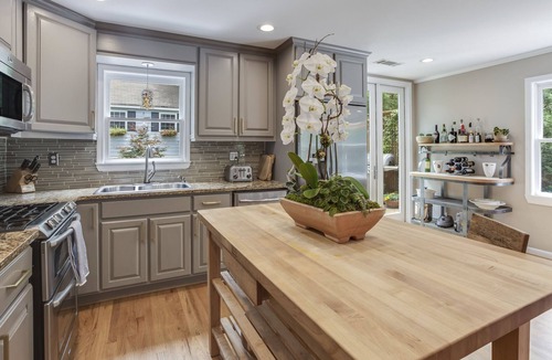 Chamblee House | Luxury accommodation from Alana's luxury homes