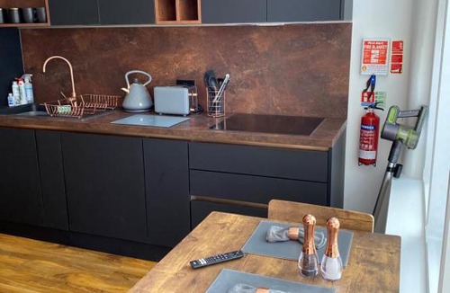 Poole Apartment | Luxury Accommodation Poole - The Guildhall Chambers