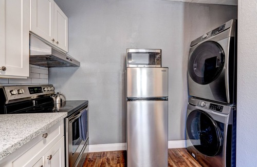 Northside House | Luxury Accommodations in Central HTX at an Affordable Price