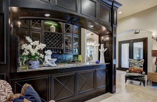 Norman House | Luxury Accommodations in one of Normans Premier Estates Great for Family's/ pets