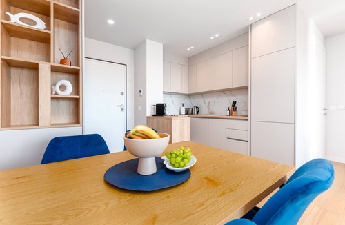Vrpolje Apartment | Luxury Adria – Entire Apt with Private Whirlpool, Sea View & Parking