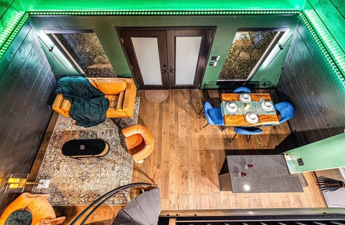 Omaha Resort | Luxury Adults-Only A-Frames |Table Rock