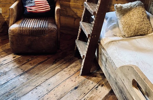 Tonbridge RV Rental | Luxury Airstream Retreat