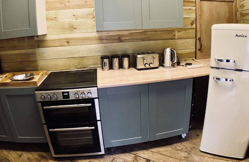 Tonbridge RV Rental | Luxury Airstream Retreat