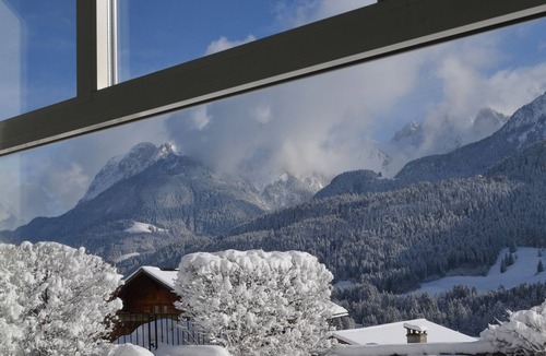 Chateau-d'Oex Apartment | Luxury alpine apartment with indoor pool, sauna & gym, near Gstaad
