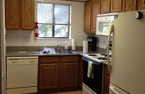 Fernandina Beach Condo | Luxury Amelia Island 2 BR/2 Bath Condo Overlooking Pool