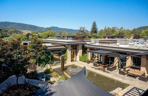 Yountville House | Luxury Amenities and Personalized Service! Rooftop Pool, Fireplace!