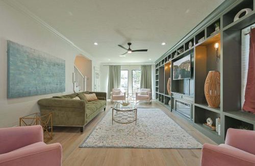 Central Oklahoma City House | Luxury and comfort for family or large group - close to OUHSC Downtown