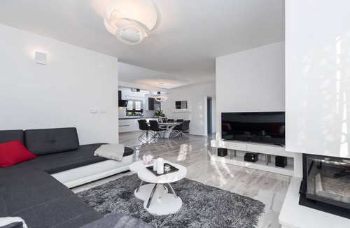 Nin Villa | Luxury and relaxing wellness Villa Ana