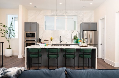 Washington Ave./ Memorial Park House | Luxury and Spacious 4BR | Rooftop Oasis + Garage