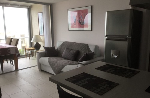 Palavas-les-Flots Apartment | Luxury apartment direct beach and pool