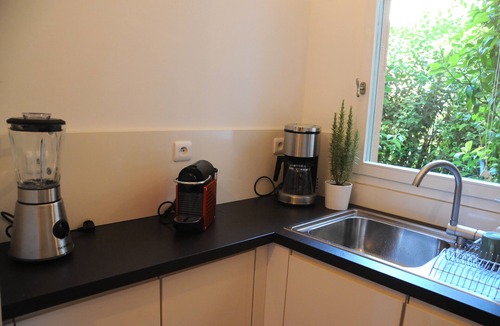 Mazarin Quarter Apartment | LUXURY APARTMENT CALM GARDEN COURSE MIRABEAU