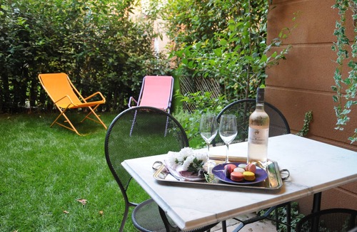 Mazarin Quarter Apartment | LUXURY APARTMENT CALM GARDEN COURSE MIRABEAU