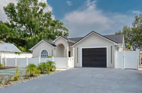 Tampa Apartment | Luxury apartment 1 mile away from Raymond James stadium