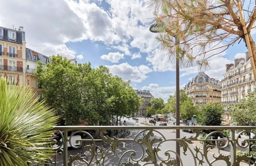 Batignolles Apartment | Luxury Apartment 4 BD, Parc Monceau