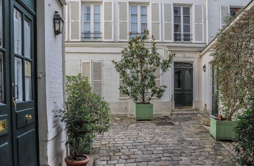 6th Arrondissement Apartment | Luxury Apartment-A stone's throw from the Luxembourg Gardens & Saint Germain des Prés