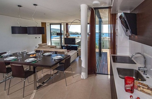 Primosten Apartment | Luxury Apartment Biseri Jadrana 3 (4+0) with shared pool by the beach in Primosten