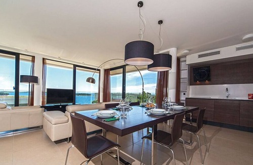 Primosten Apartment | Luxury Apartment Biseri Jadrana 3 (4+0) with shared pool by the beach in Primosten