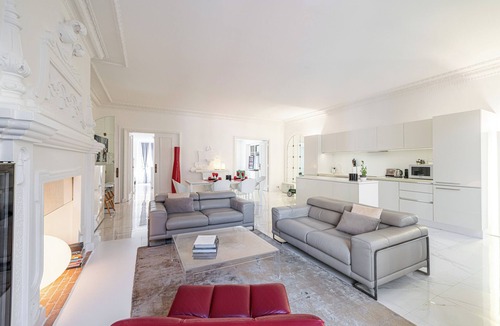 Jean-Medecin Apartment | Luxury Apartment BY Massena Square