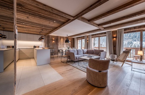 Meribel Centre Apartment | Luxury apartment for 10, terraces, concierge, Méribel