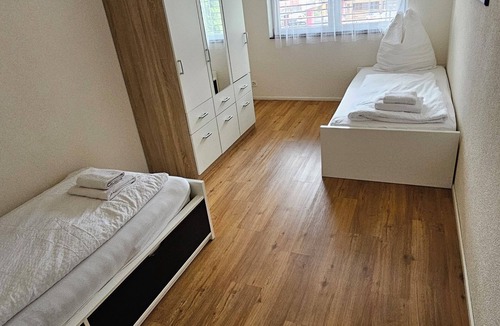 Brienz Apartment | Luxury Apartment Garden