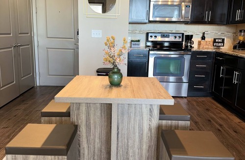 Addison Apartment | Luxury Apartment In Dallas w/Extensive Amenities.