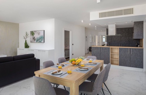 Seget Vranjica Apartment | Luxury Apartment Nautica with Pool I