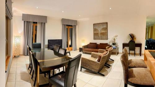 Chateau-d'Oex Apartment | Luxury Apartment, Panoramic Mountain Views, 5 Star Spa Facilities - 4 Bedroom