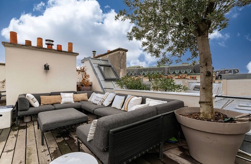 Saint-Thomas-d'Aquin Apartment | Luxury Apartment/Rooftop - St Germain des Pres