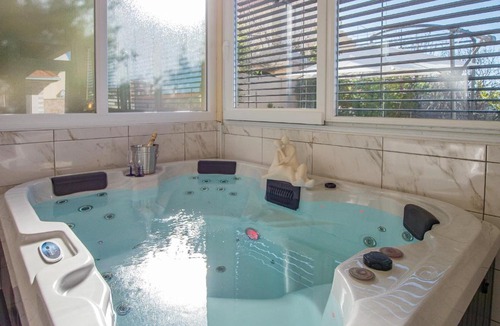 Vrpolje Apartment | Luxury Apartment Stipe
