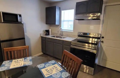 Biggs Field Apartment | Luxury Apartment Suite 5