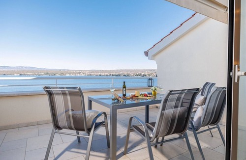 Vantacici Apartment | Luxury apartment Tunera 8