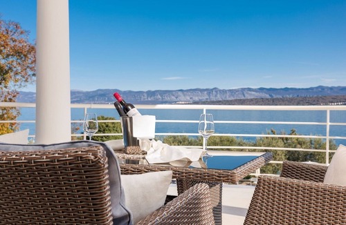 Vantacici Apartment | Luxury apartment Tunera 2
