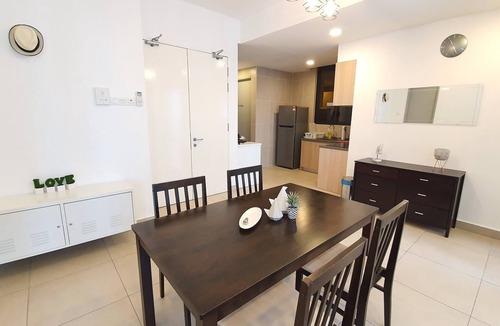 Pantai Dalam Apartment | Luxury Apartment with direct link-bridge to LRT