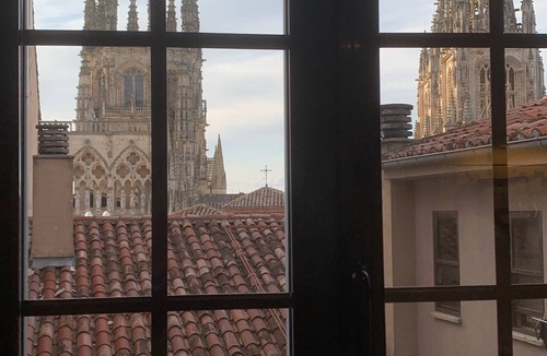 Burgos Apartment | Luxury apartment with cathedral views