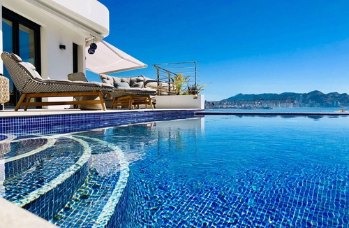 Benidorm Apartment | Luxury Apartment with pool by Poniente beach