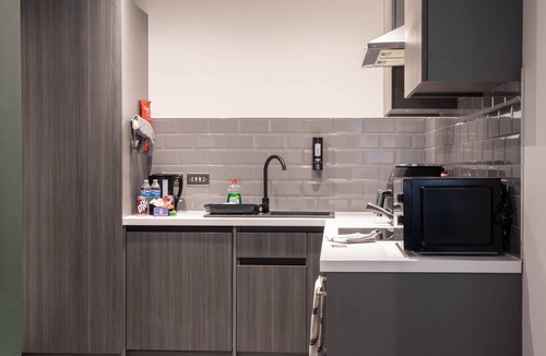 Bradford Apartment | Luxury Apartment With Super King Bed