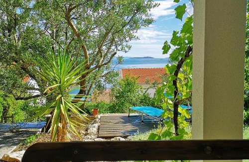 Okrug Donji Apartment | Luxury apartment with own terrace and sea view