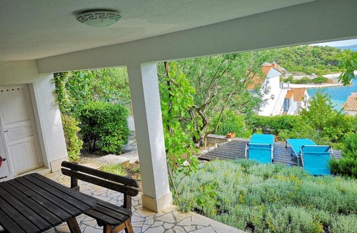 Okrug Donji Apartment | Luxury apartment with own terrace and sea view