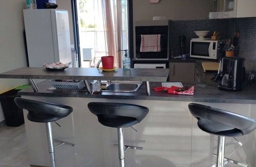 Vic-la-Gardiole Condo | Luxury apartment with terrace