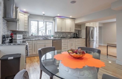 Salisbury Apartment | Luxury apartment with porch 1.8 miles away from beach. Sleeps 6.