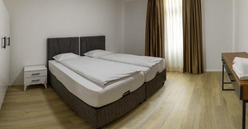 Sihlfeld Apartment | Luxury Apartments by Livingdowntown