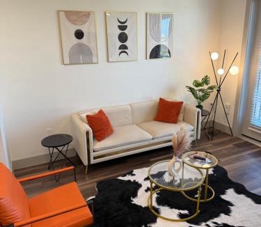 Addison Apartment | Luxury Appartement with Everything